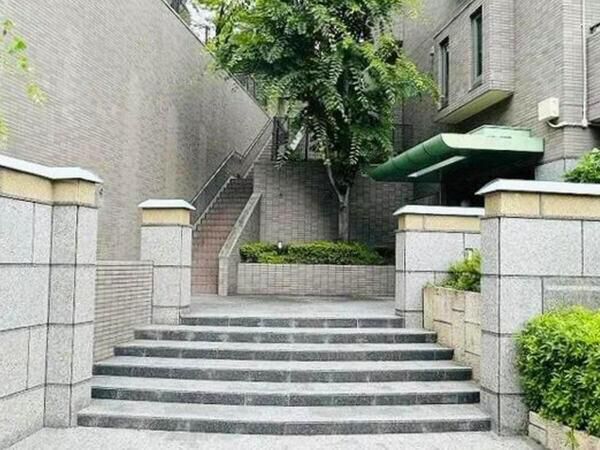 【八事月見ヶ岡シティハウス】エントランス2 【八事月見ヶ岡シティハウス】エントランス2