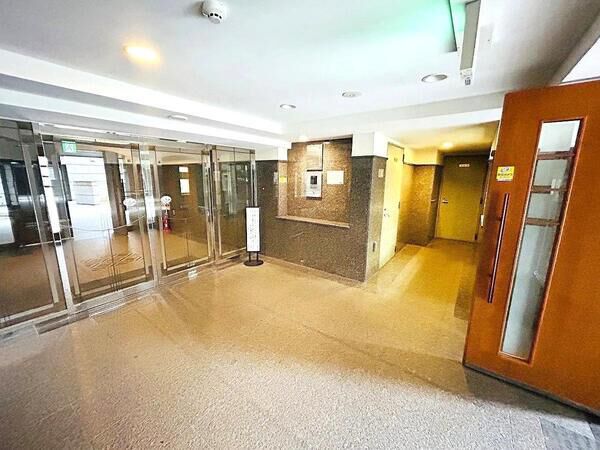 【八事月見ヶ岡シティハウス】エントランス1 【八事月見ヶ岡シティハウス】エントランス1