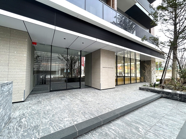 【クリオレジダンス新札幌駅前】エントランス