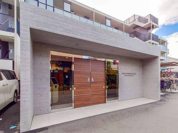 【グランツレジデンス立川柴崎】エントランス 【グランツレジデンス立川柴崎】エントランス