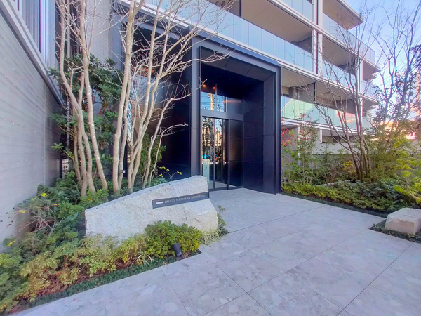 【プラウド横浜新子安】エントランス 【プラウド横浜新子安】エントランス