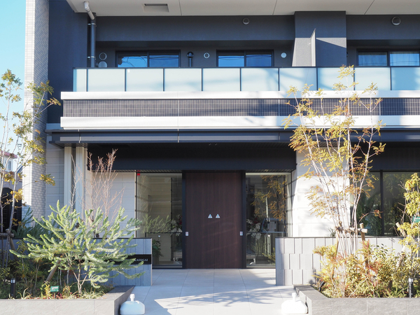 【メイツ春日井】エントランス 【メイツ春日井】エントランス