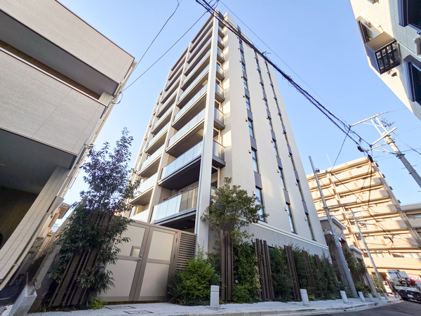 【グローベル東京府中サンクチュアリ】外観