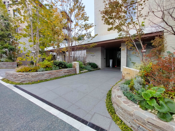 【グランドメゾンThe山手253Hills】エントランス 【グランドメゾンThe山手253Hills】エントランス