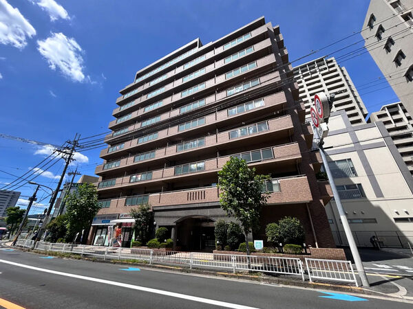 【ロイヤルアーク楠葉並木】外観 【ロイヤルアーク楠葉並木】外観