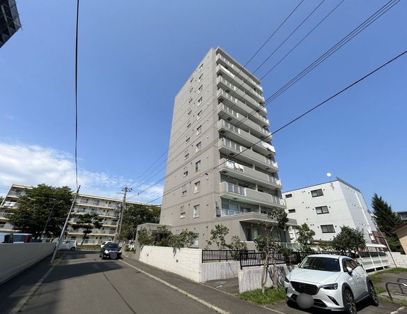【東急ドエルアルス月寒中央アネックス】外観