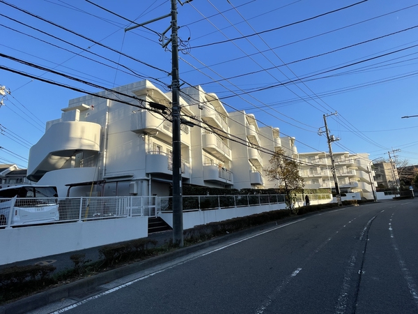 【藤和鶴ケ峰コープ】外観