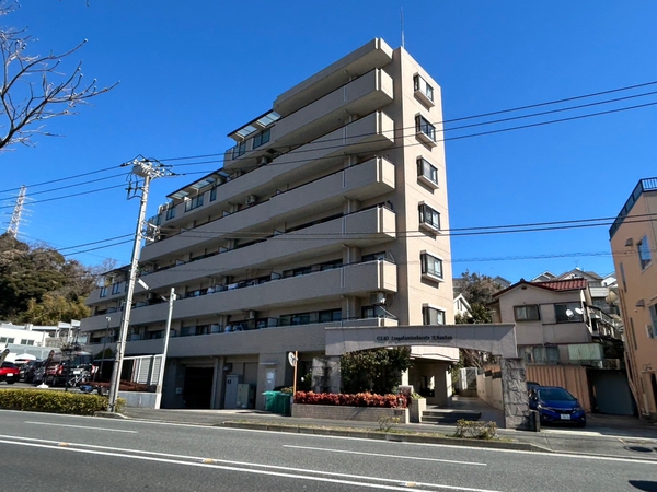 【クリオ磯子上中里弐番館】外観