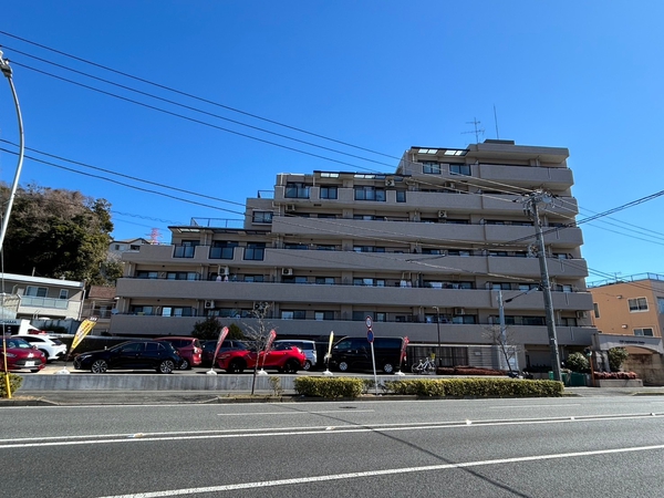 【クリオ磯子上中里弐番館】外観