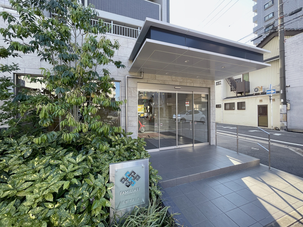 【ファミリアーレ名駅アクシス】エントランス