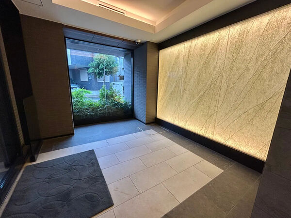 【クレヴィア氷川台】エントランス 【クレヴィア氷川台】エントランス