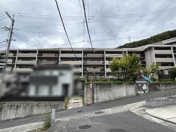 【藤和ハイタウン戸坂】外観