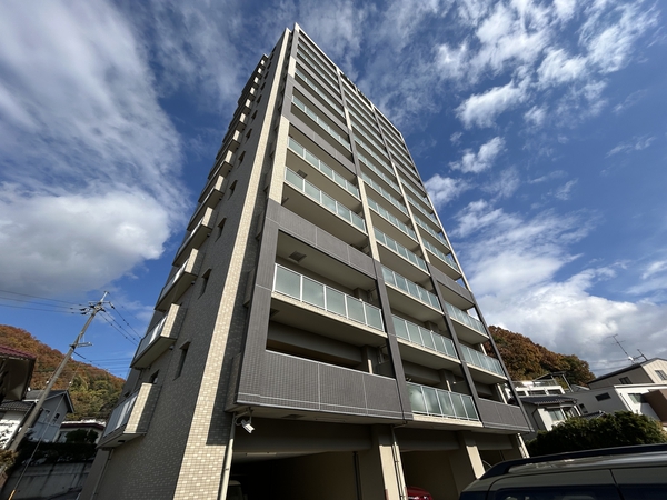 【リベール津島プレミアム】《外観》