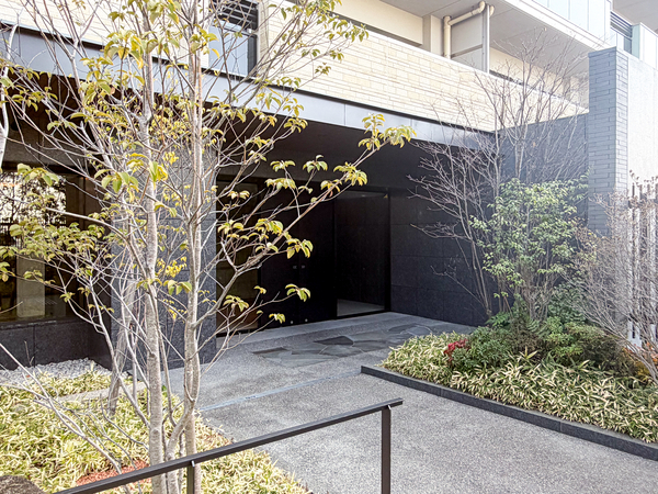 【デュオヒルズ京都桂川】エントランス 【デュオヒルズ京都桂川】エントランス