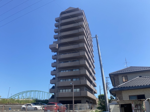 【アルファグランデ広瀬川】外観写真