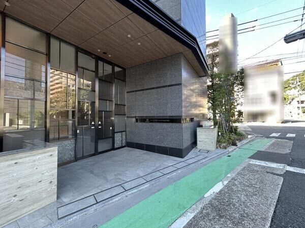 【ザ・パークハウス牛田本町ほおずき通り】エントランス