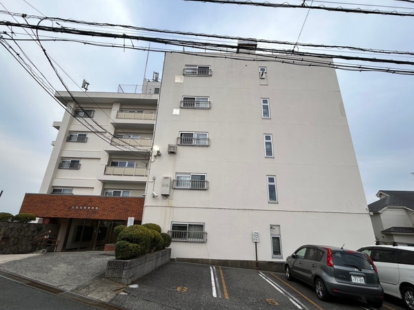 【磯子マンション】外観