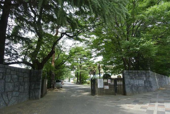 さいたま市立大宮北中学校約1400ｍ