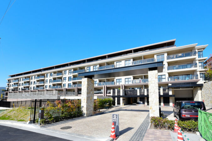 【ヴェレーナシティ夙川パークナードⅠ】外観