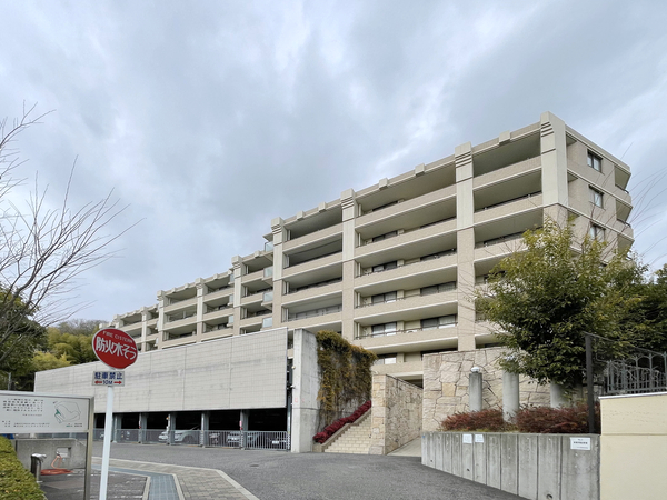 【ユニハイム須磨高倉町】外観