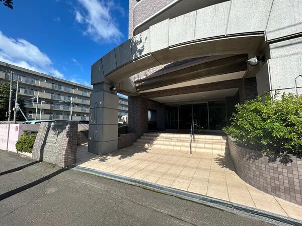 【住友リーベスト月寒中央2】エントランス