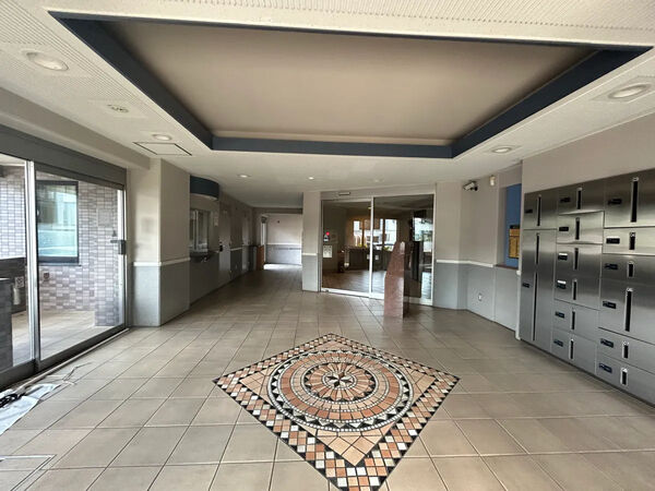 【住友リーベスト月寒中央2】エントランス