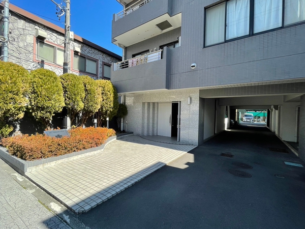 【エムズ小田原】エントランス
