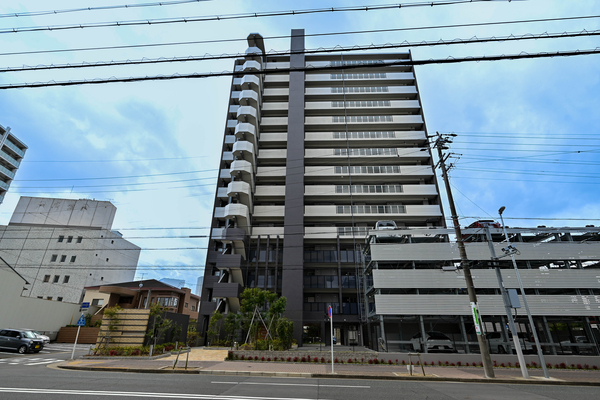 【プレサンスロジェ千種】外観