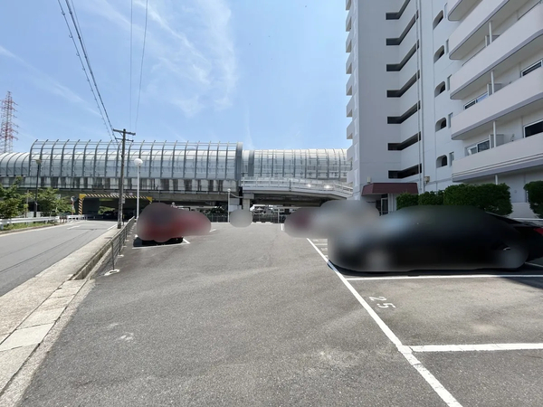 【ホワイトキャッスル平針1】駐車場