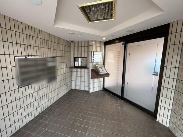 【ライオンズマンション宮島口】エントランス