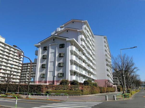 【けやき通り北九番館】外観