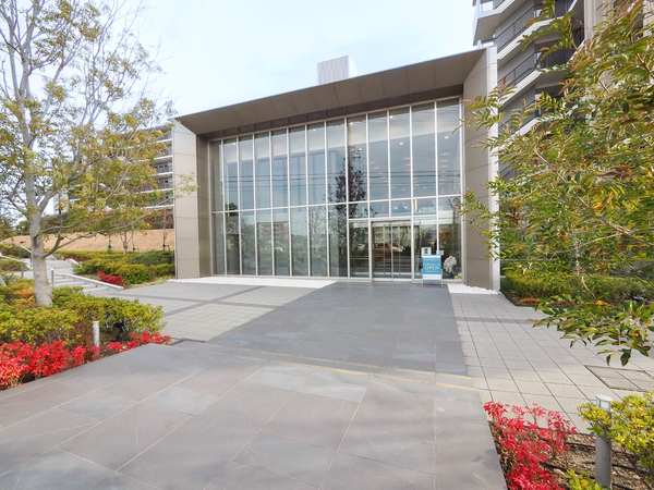 【エムズシティ鳴子プレディア】エントランス