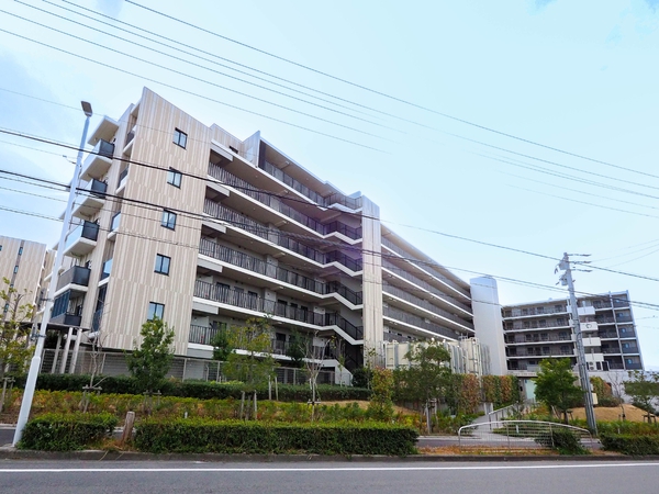 【エムズシティ鳴子プレディア】外観