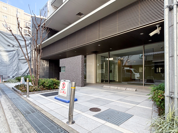 【ジ・アーバネックス京都烏丸】エントランス