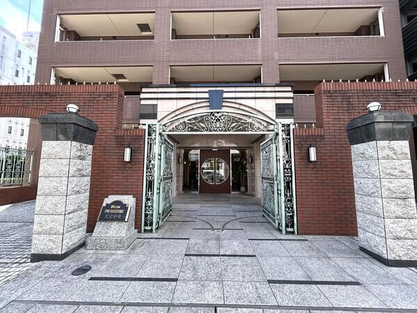 【日神パレステージ大宮中央】エントランス