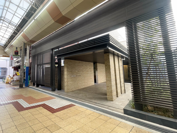 【ワコーレシティ立花】エントランス