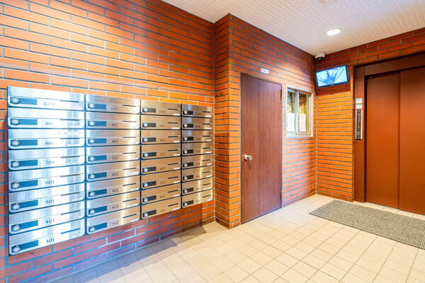 【ワコー大塚マンション】エントランス