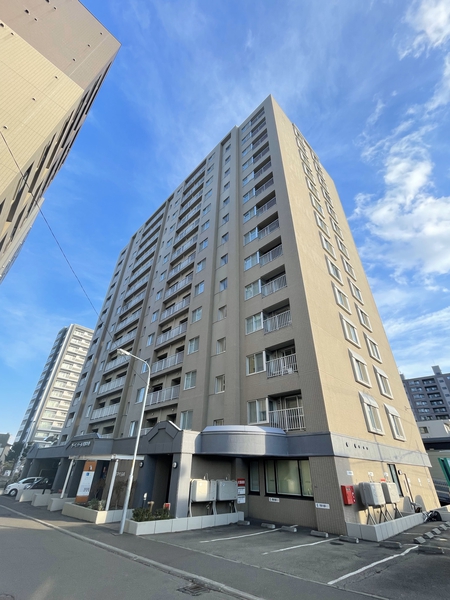 【リーベンデール月寒中央】外観