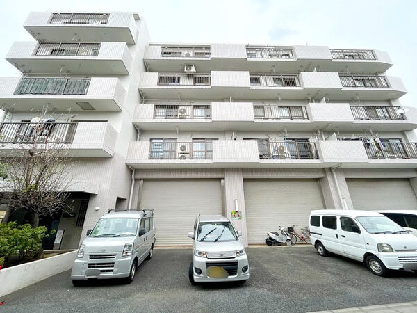 【ペルレ五反野】外観