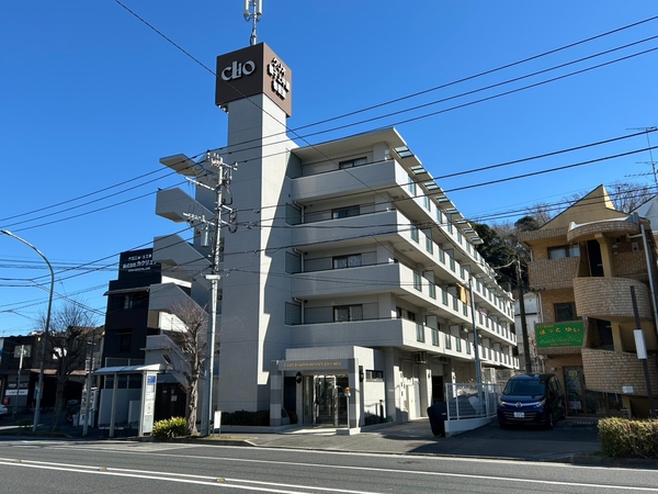 【クリオ磯子上中里壱番館】外観