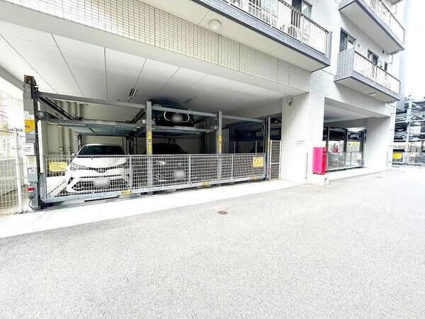 (駐車場) (駐車場)