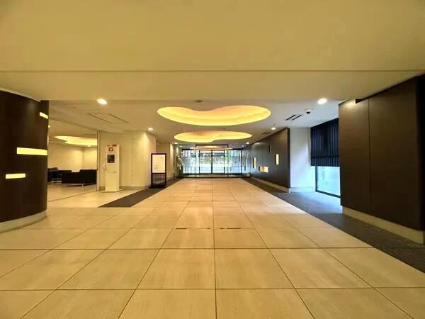 【四条烏丸クロスマーク】エントランス２