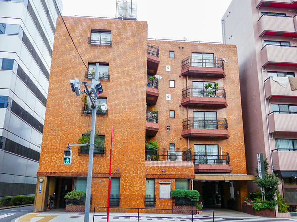 【メゾンヨーラク】外観