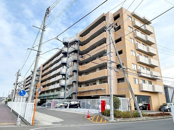 【D’レスティアブランオーブ新田東】外観