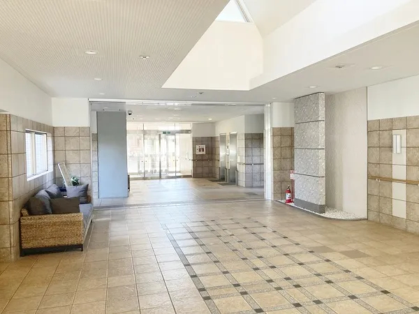 【D’レスティアブランオーブ新田東】ロビー