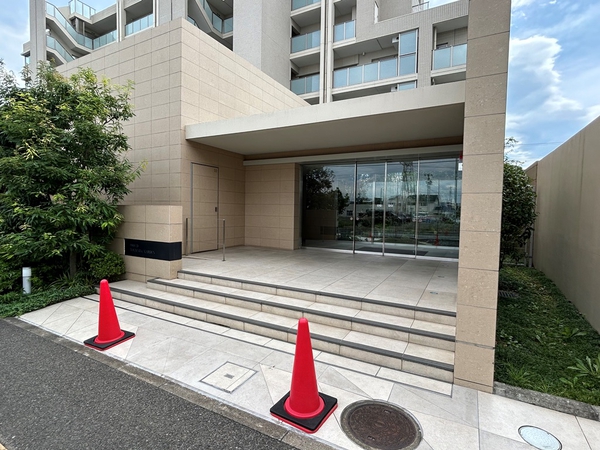 【プラウド富沢ガーデン】エントランスアプローチ 【プラウド富沢ガーデン】エントランスアプローチ