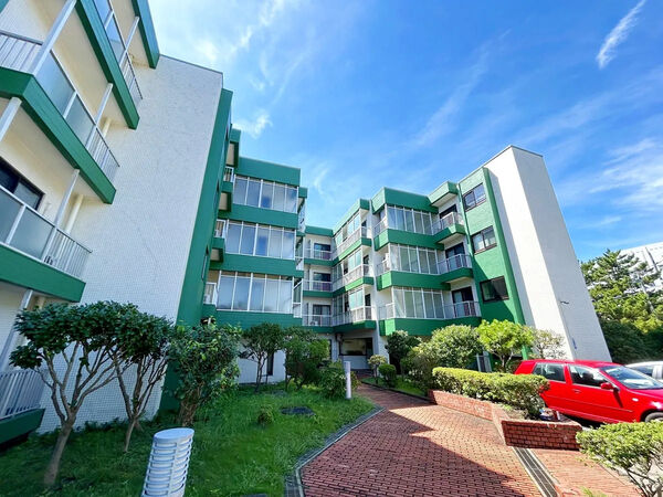 【ライオンズマンション大磯】外観