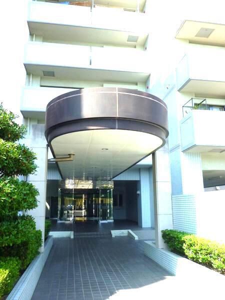 【グランピア和白2】エントランス2