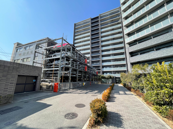 【プレサンスロジェ大阪福島】外観