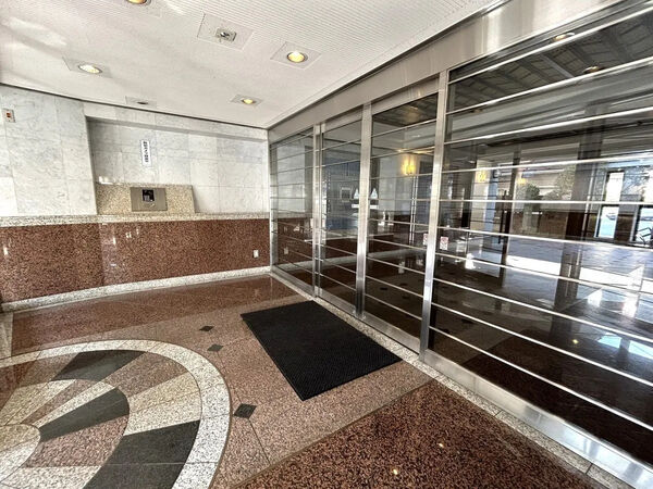 【アンピール姪浜Ⅱ】エントランス